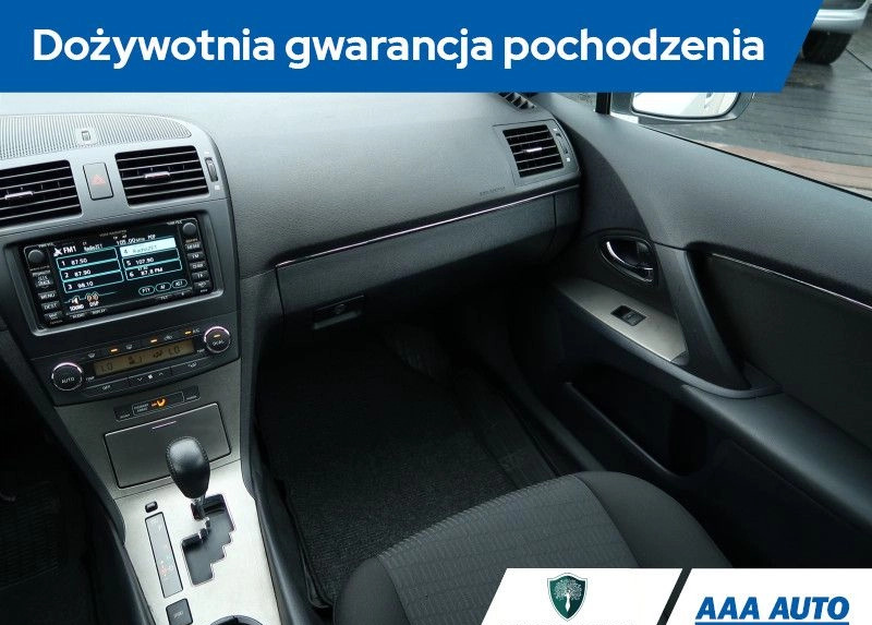 Toyota Avensis cena 35500 przebieg: 135509, rok produkcji 2009 z Tczew małe 254
